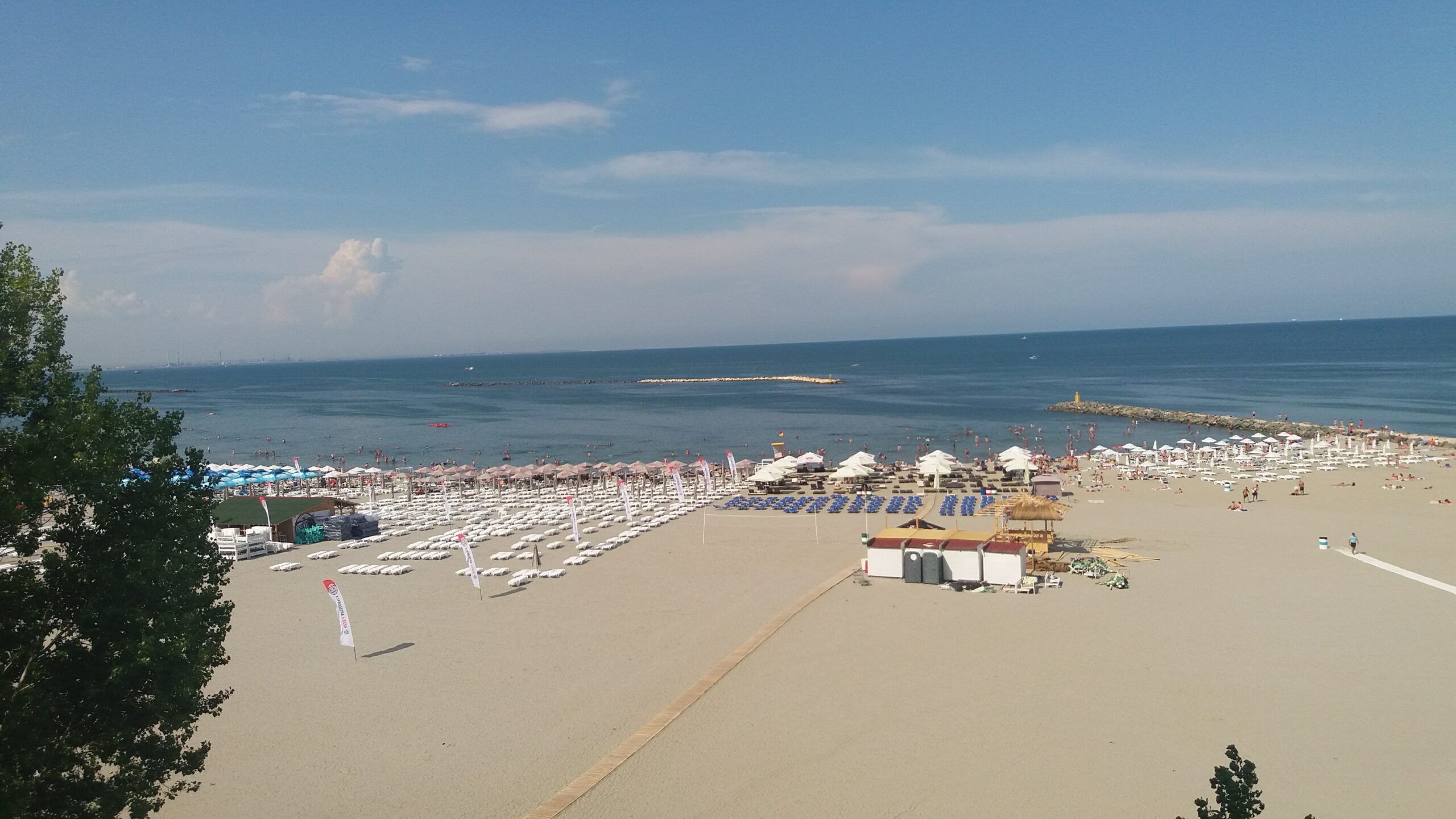 PARTY & DRINKS & FUN