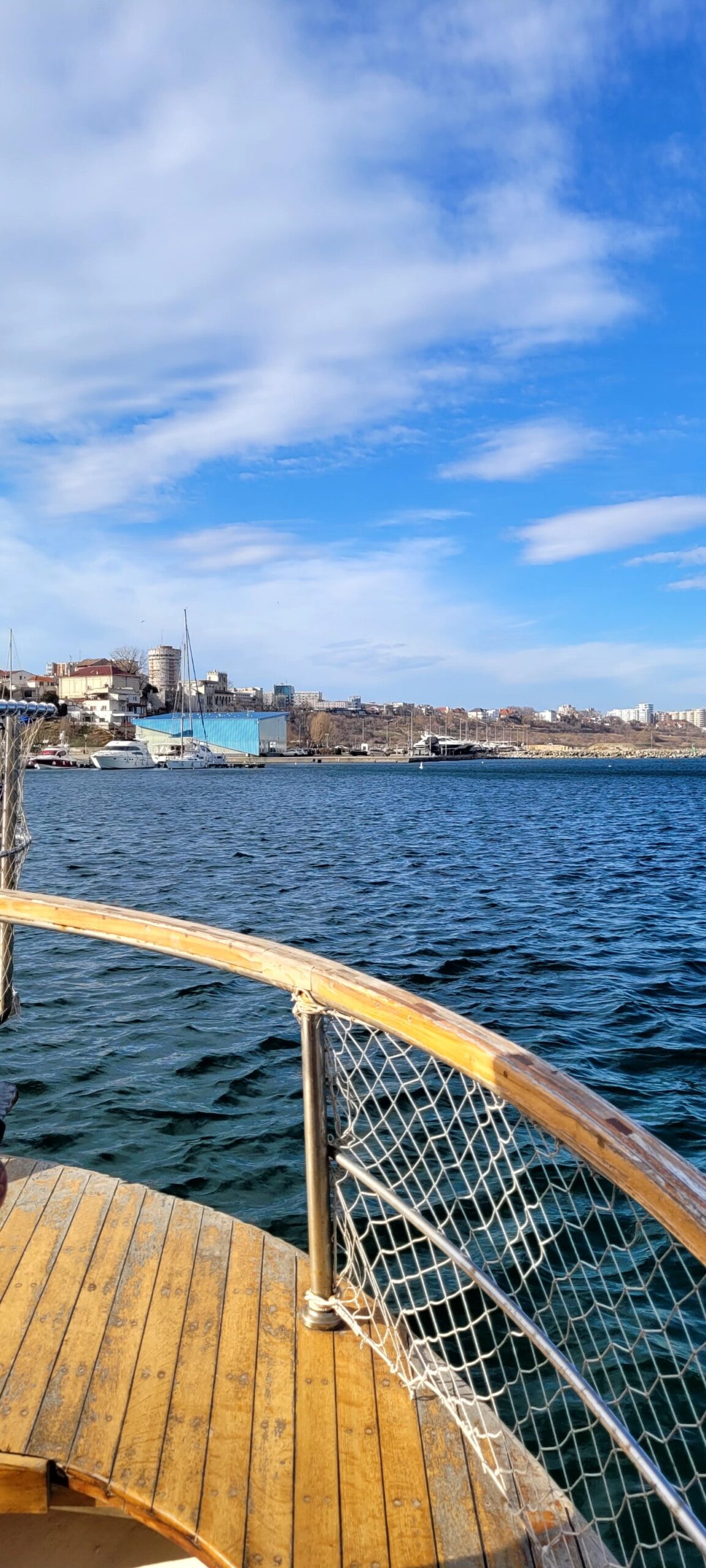 PARTY & DRINKS & FUN